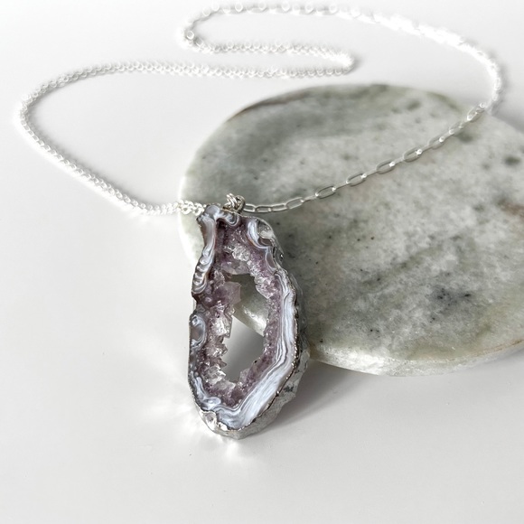 NEW Artisan Lavender Quartz Stone Slice Pendant on Sterling Silver Chain - Picture 5 of 13
